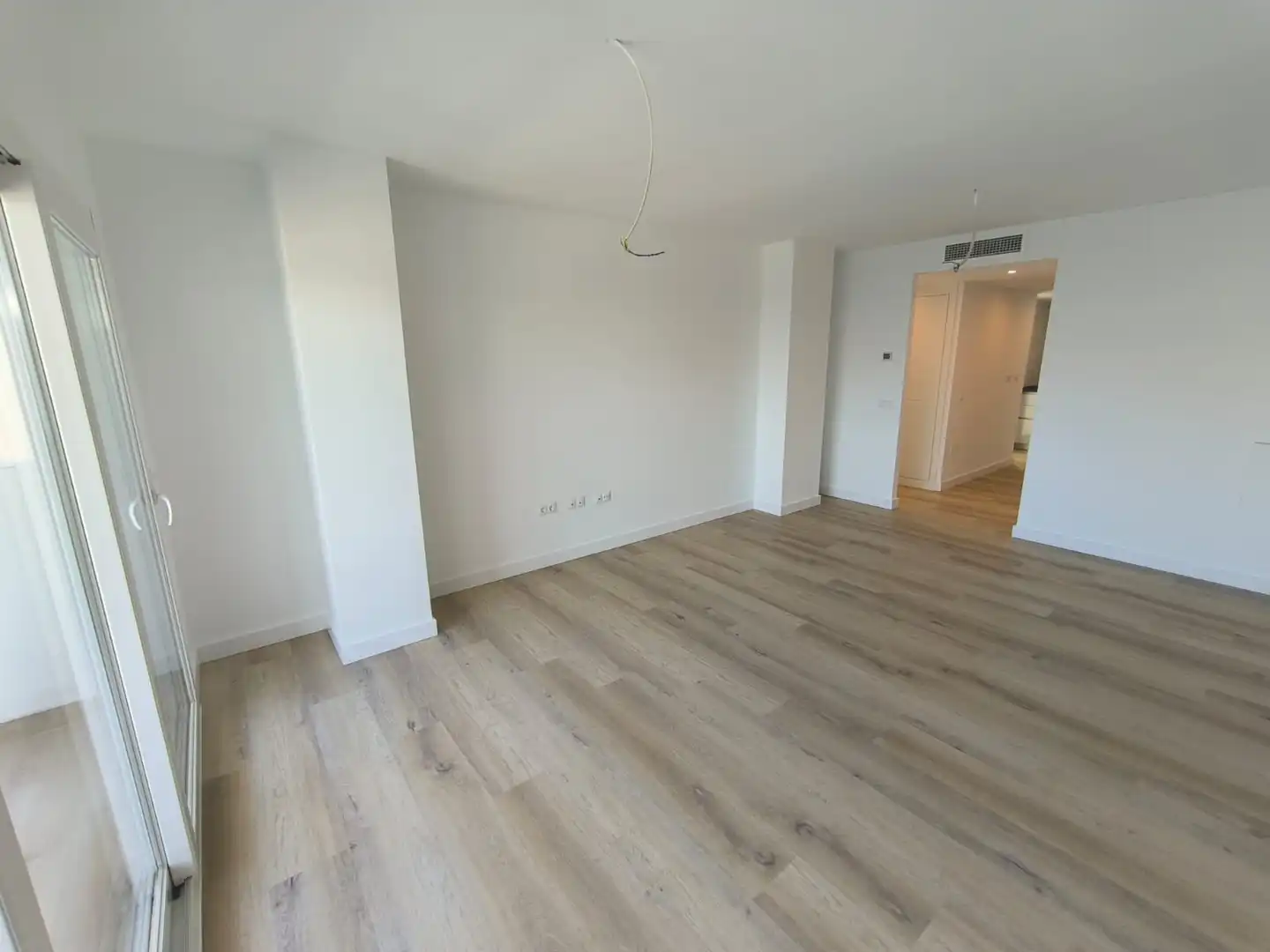 Sala d'estar de Apartament de lloguer en Marbella amb Aire condicionat, Terrassa i Traster