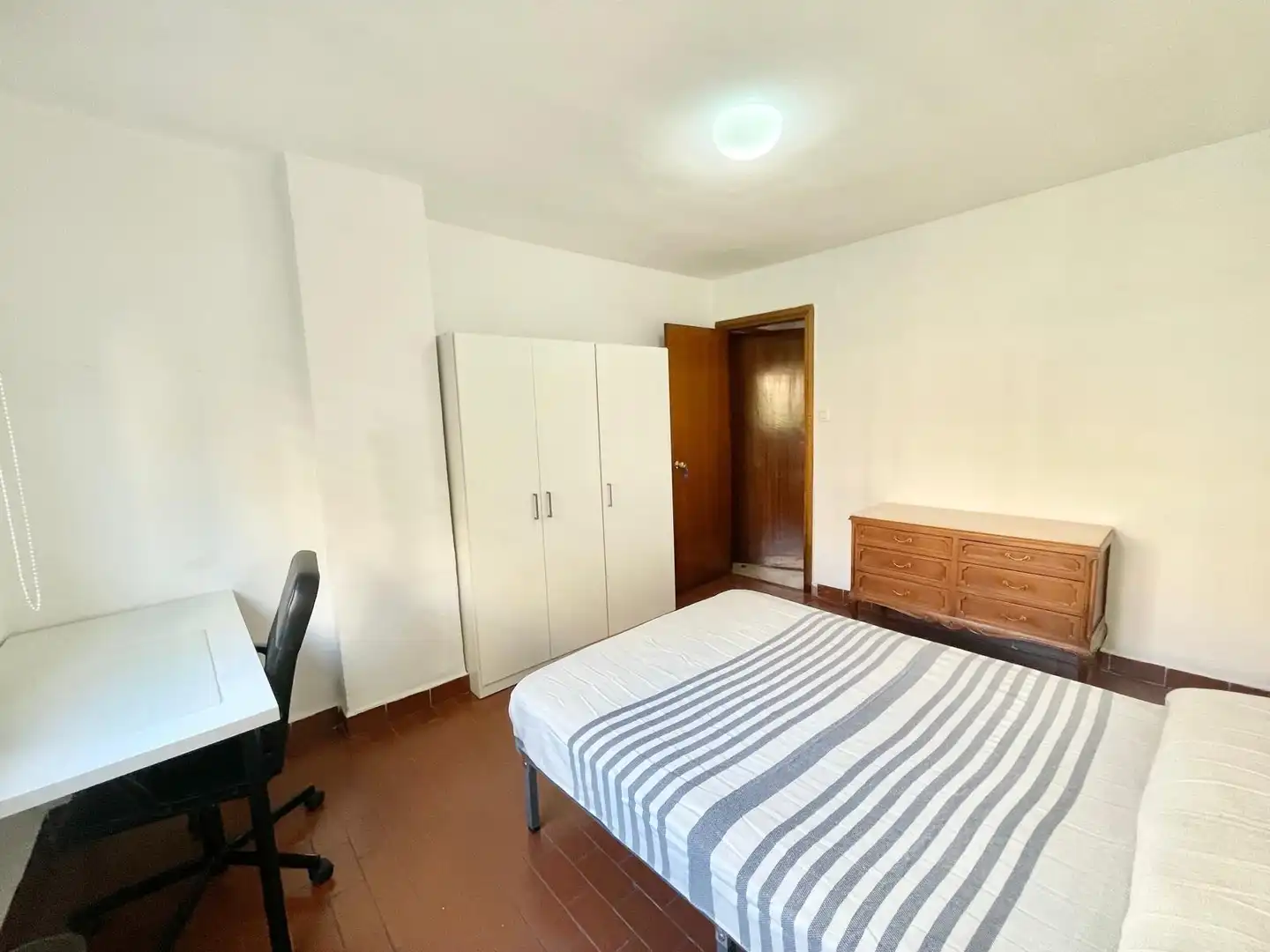 Bedroom of Flat for share in Ronda