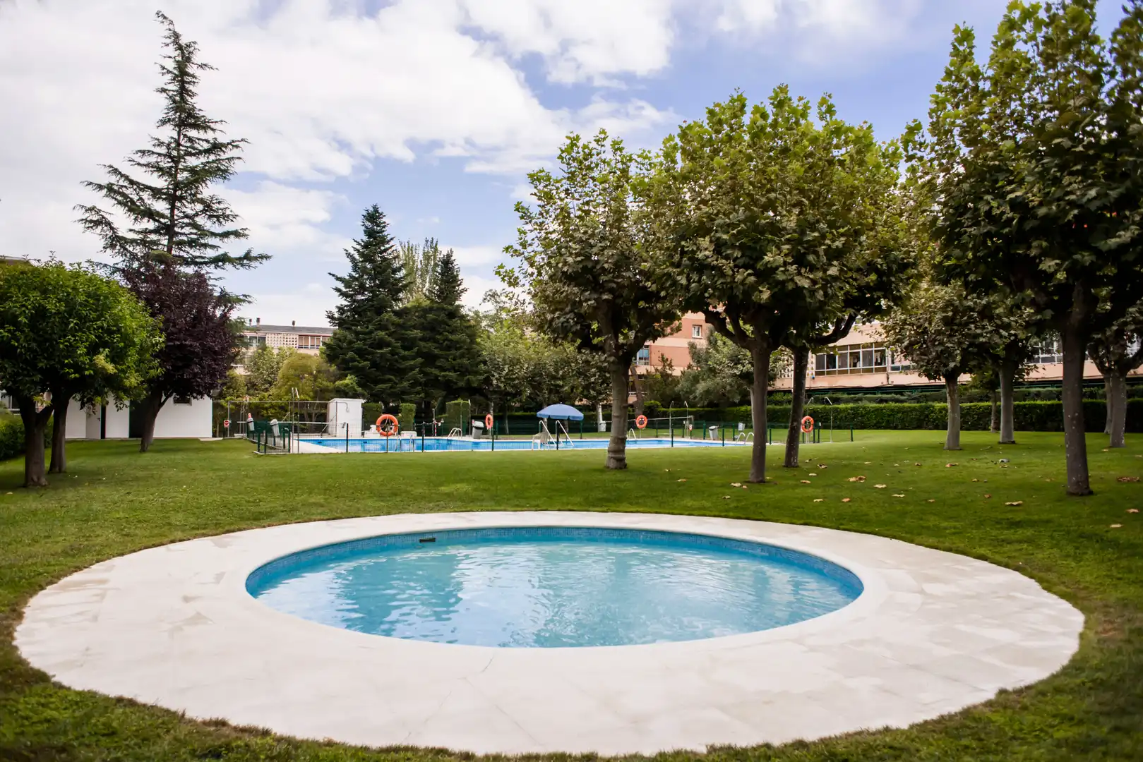 Piscina de Piso en venta en Colmenar Viejo con Calefacción, Terraza y Piscina comunitaria