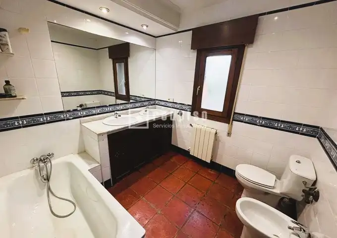 Casa o chalet en venta en El Clavín - Valdeluz