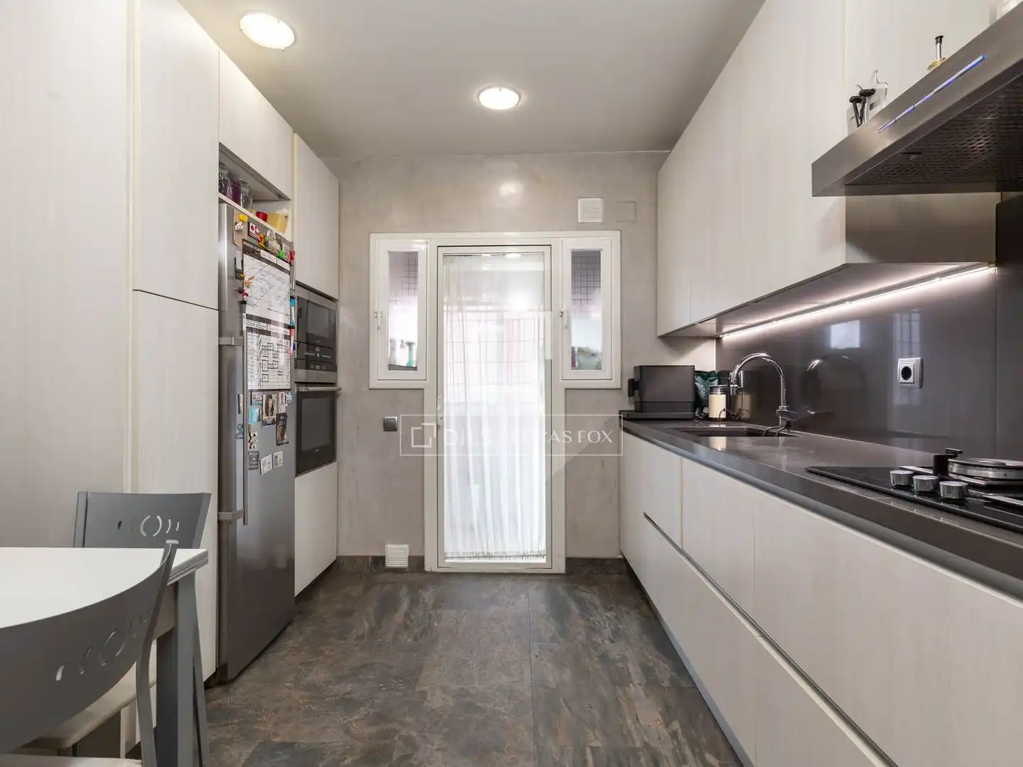 Kitchen of Flat for sale in Sant Joan Despí  with Air Conditioner