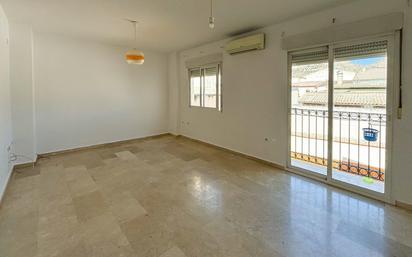 Living room of Flat for sale in Atarfe  with Parquet flooring