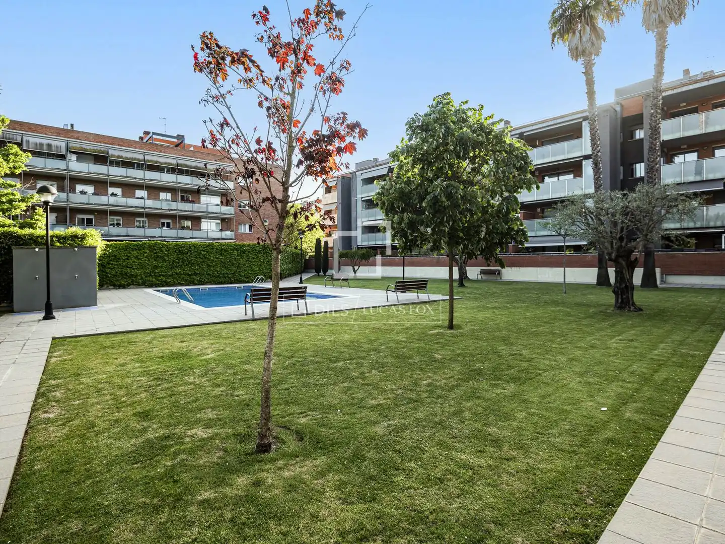 Exterior view of Flat for sale in Sant Cugat del Vallès  with Air Conditioner, Heating and Terrace