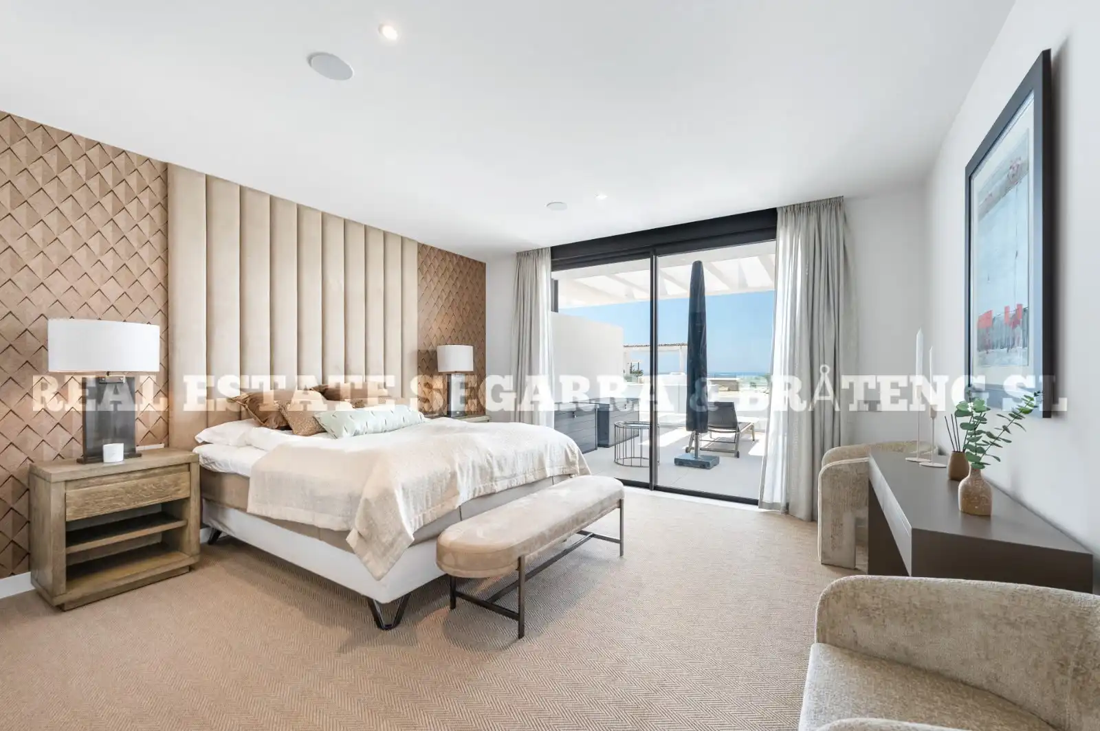 Bedroom of Attic for sale in Marbella  with Air Conditioner, Heating and Terrace