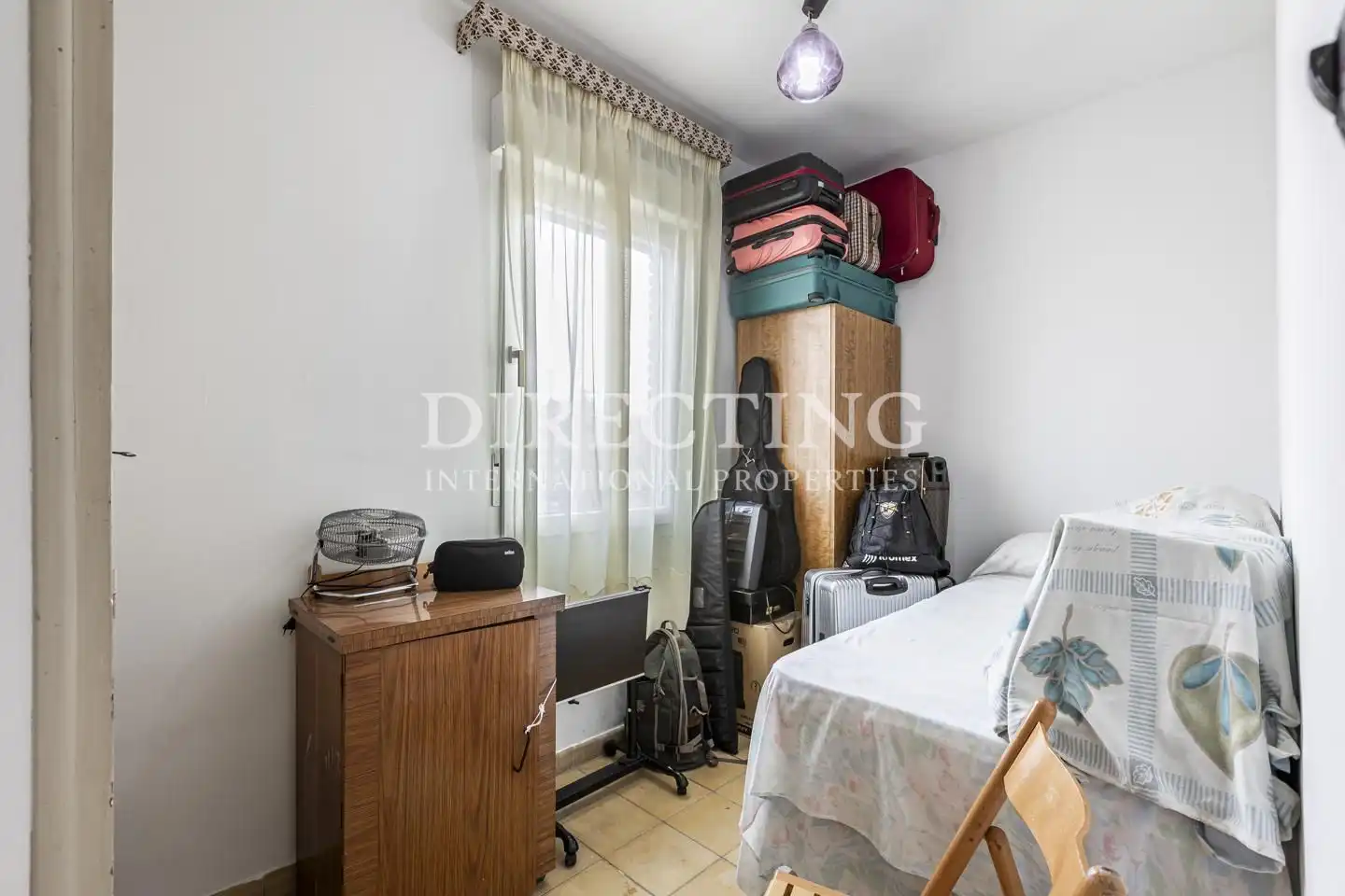 Dormitori de Casa o xalet en venda en Madrid amb Aire condicionat, Calefacció i Jardí privat