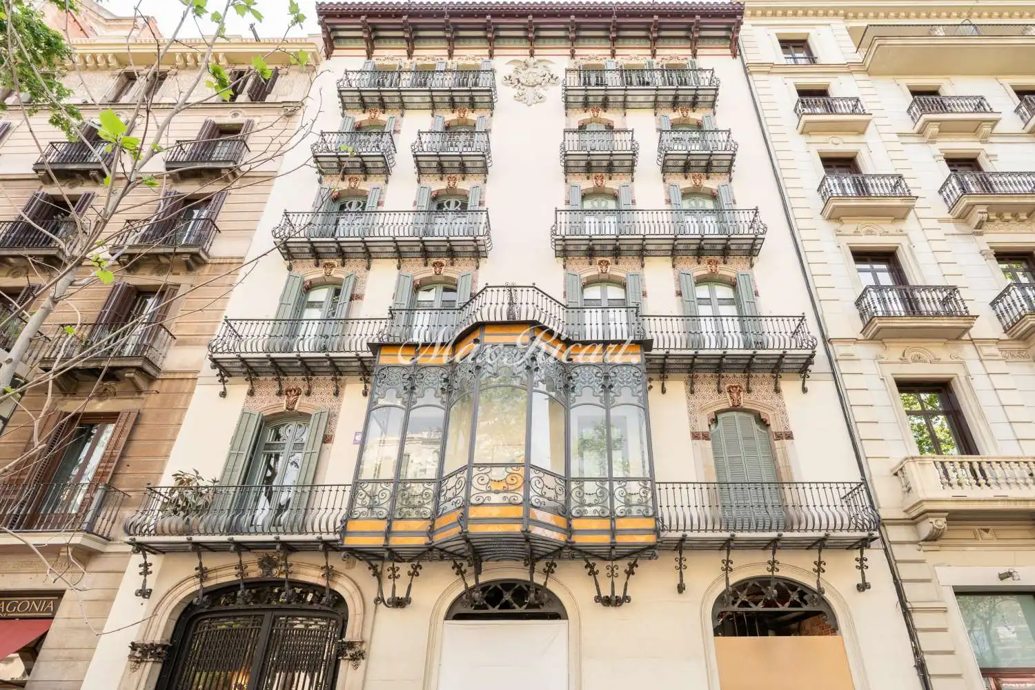 Exterior view of Flat for rent in Barcelona  with Air Conditioner, Heating and Storage room