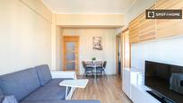 Living room of Flat to rent in  Barcelona Capital  with Air Conditioner, Heating and Furnished