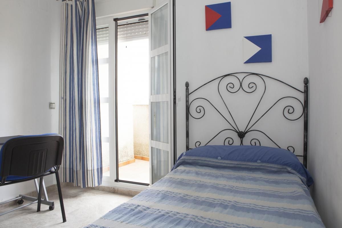 Casa o xalet de lloguer a Puertas del sur - Guadabajaque