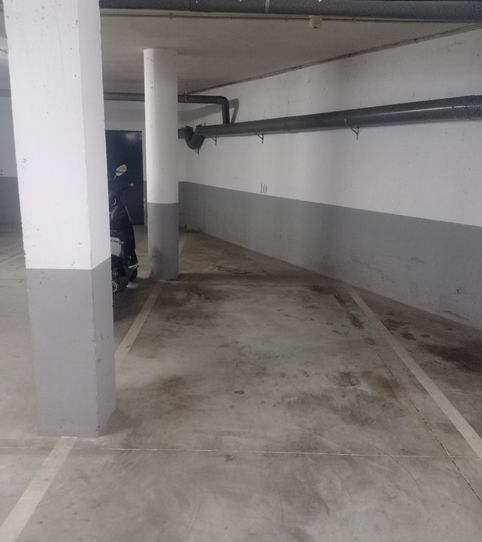 Foto 2 de Garaje de alquiler en Carrer Montserrat, 3, Montmeló, Barcelona