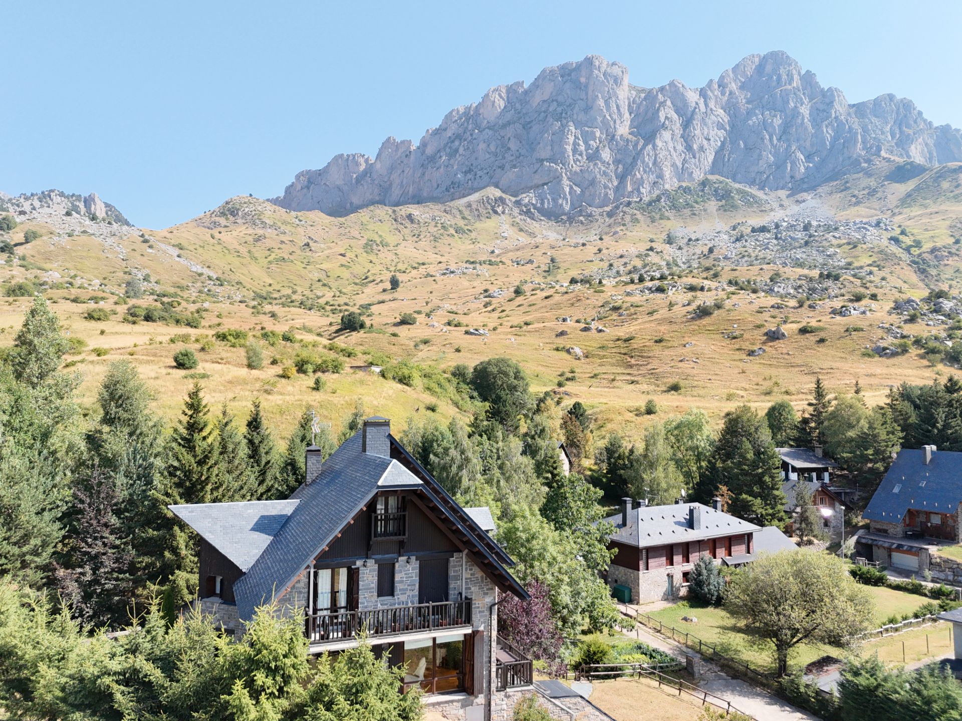 Exterior view of House or chalet for sale in Sallent de Gállego  with Heating, Private garden and Parquet flooring