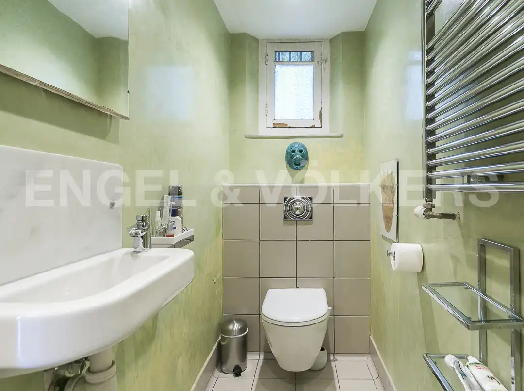 Badezimmer von Haus oder Chalet zum Verkauf in Barcelona mit Heizung, Terrasse und Abstellraum