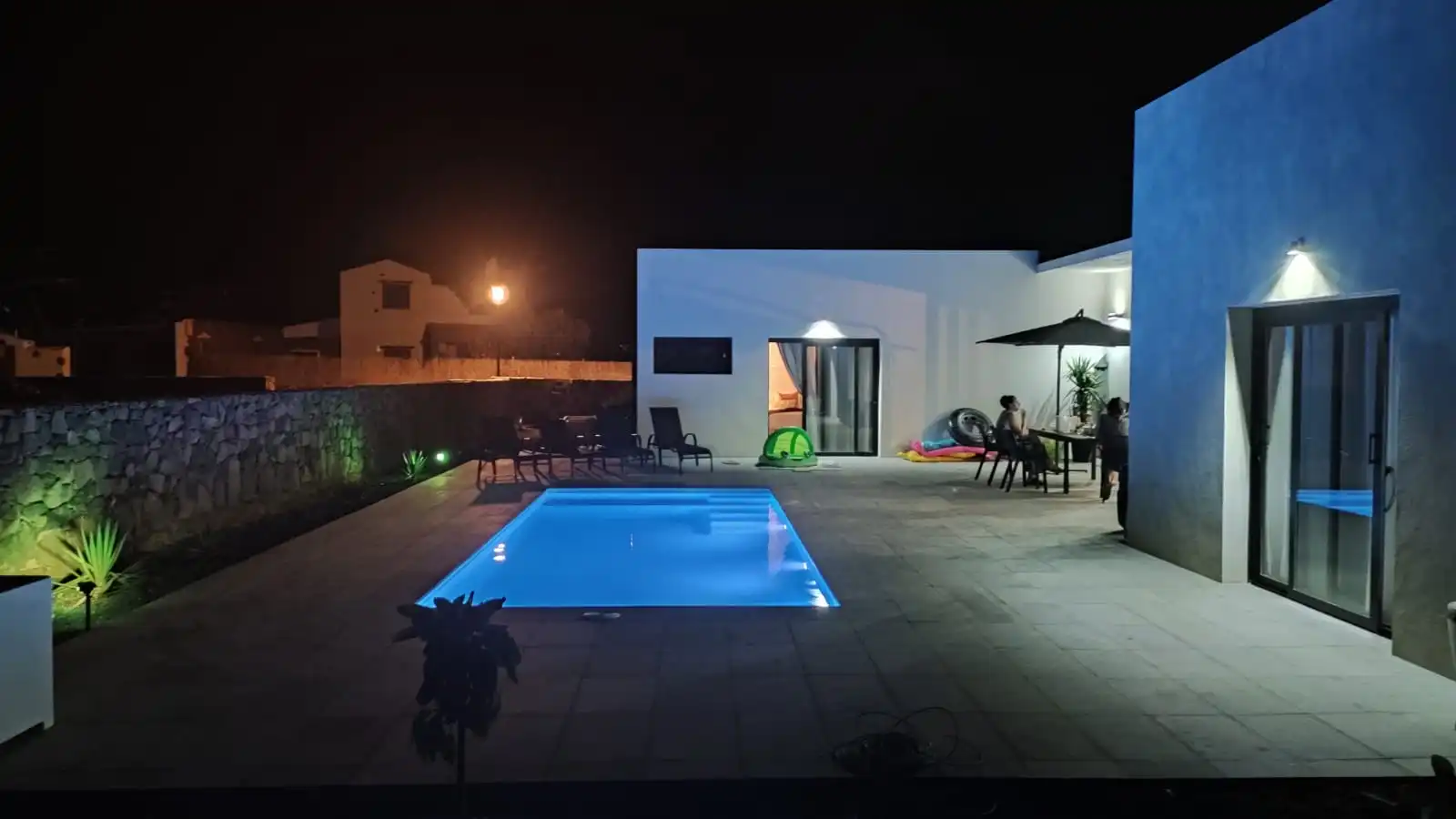 Piscina de Casa adosada en venda en La Oliva amb Jardí privat, Terrassa i Piscina
