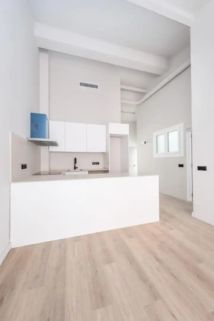 Cuina de Pis en venda en Esplugues de Llobregat amb Aire condicionat i Calefacció