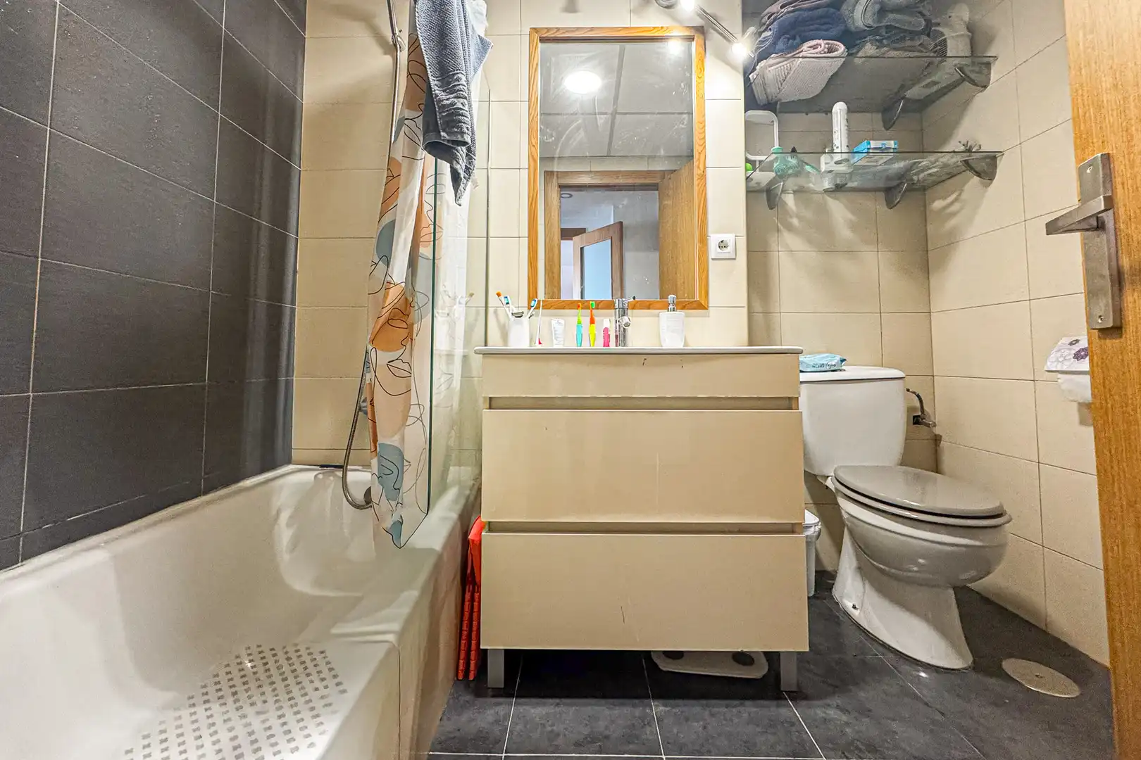 Baño de Piso en venta en Almería con Trastero