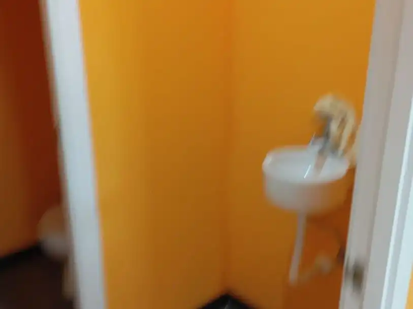 Bany de Local de lloguer en Fuenlabrada