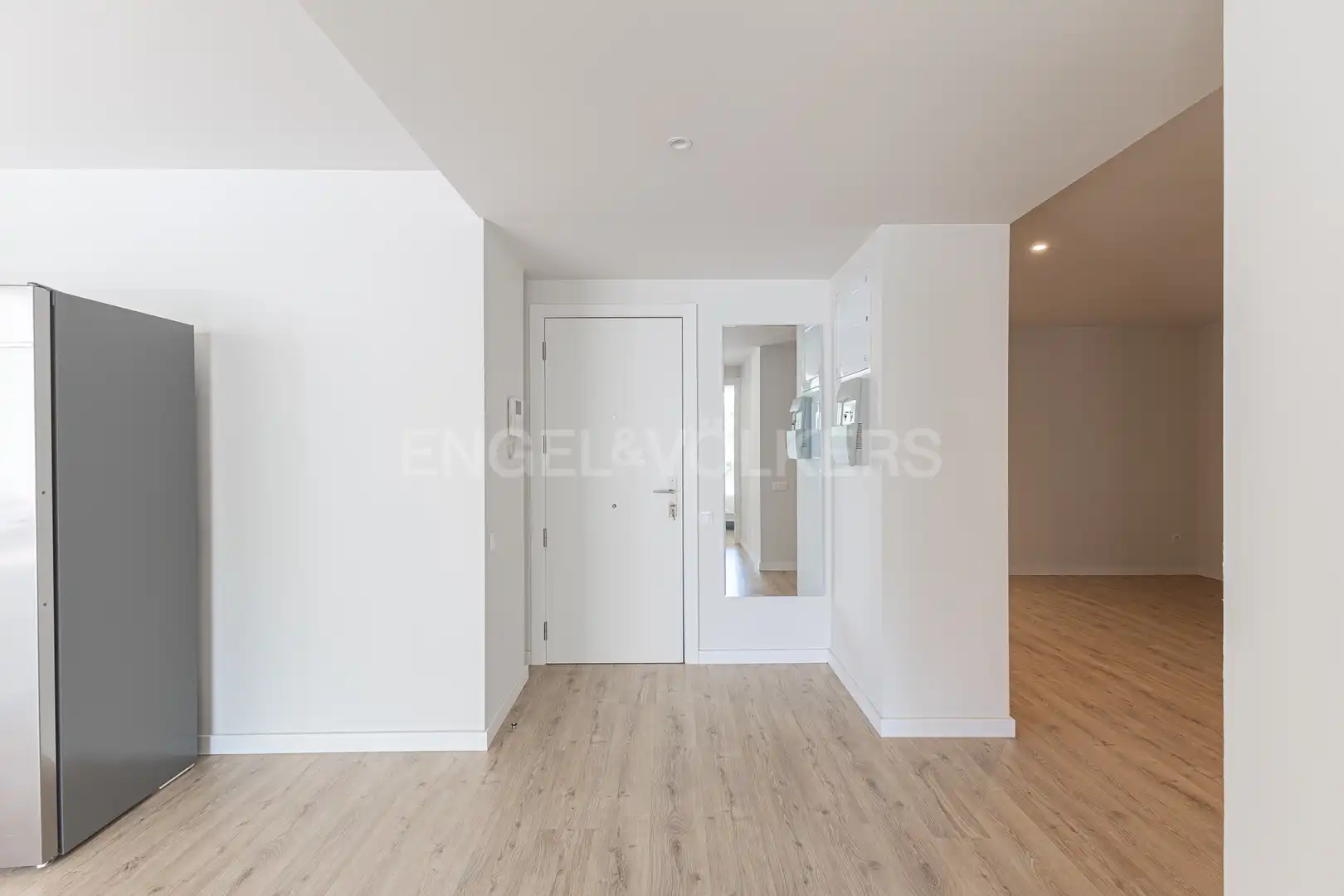 Wohnung zum Verkauf in Barcelona mit Klimaanlage, Heizung und Parkett