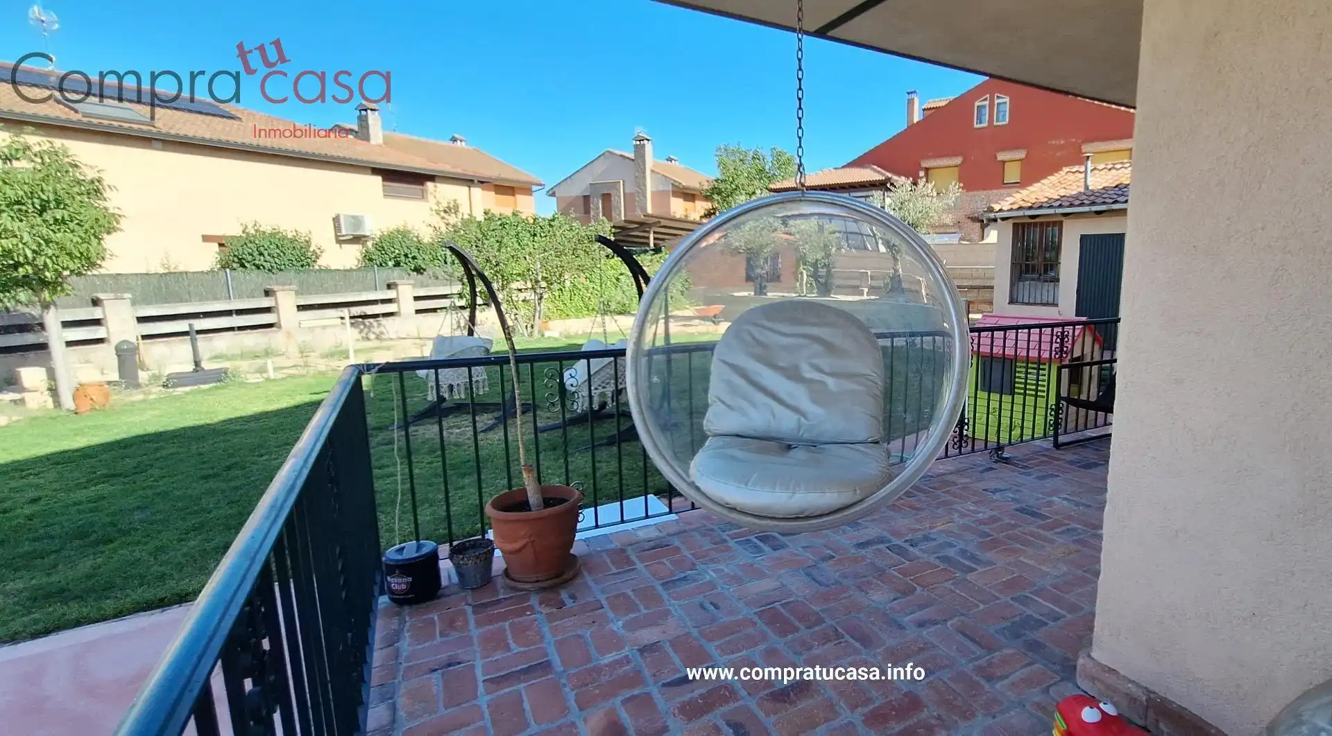 Terrassa de Casa o xalet en venda en La Lastrilla  amb Calefacció, Jardí privat i Terrassa