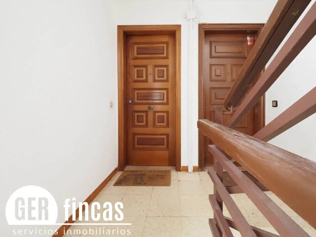 Flat for sale in Terrassa  with Alarm