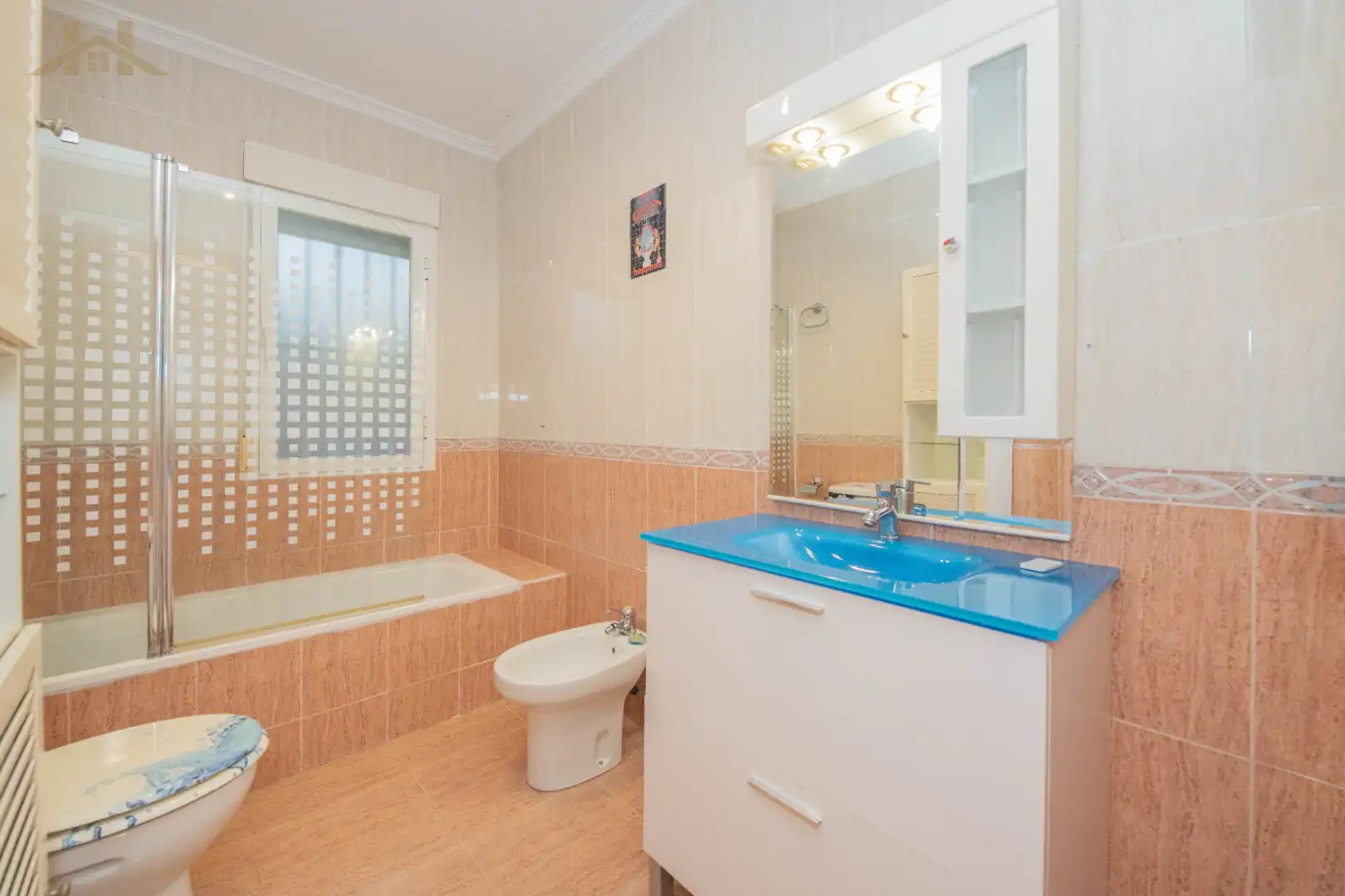 Bathroom of Detached homes for sale in Yeles  with Air Conditioner, Heating and Private garden