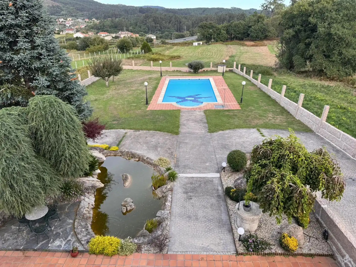 Piscina de Casa o chalet en venta en Barro con Calefacción, Jardín privado y Terraza