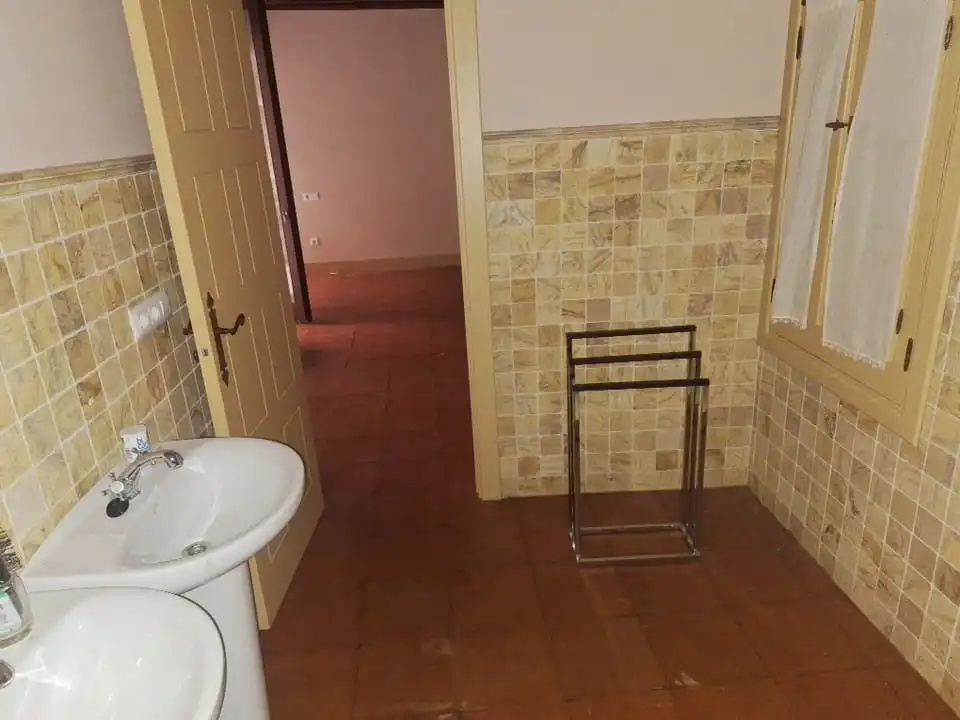 Bathroom of Houses for sale in Toledo  with Balcony