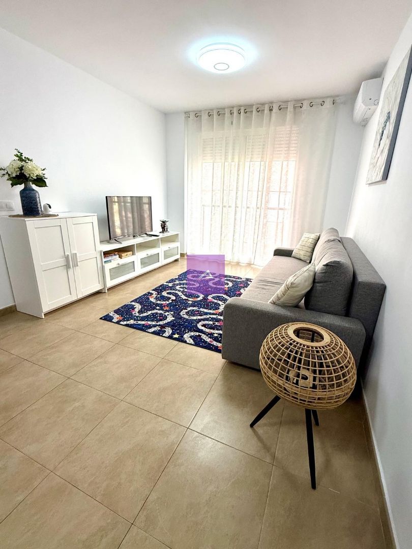 Sala d'estar de Pis en venda en Torrent amb Aire condicionat i Balcó