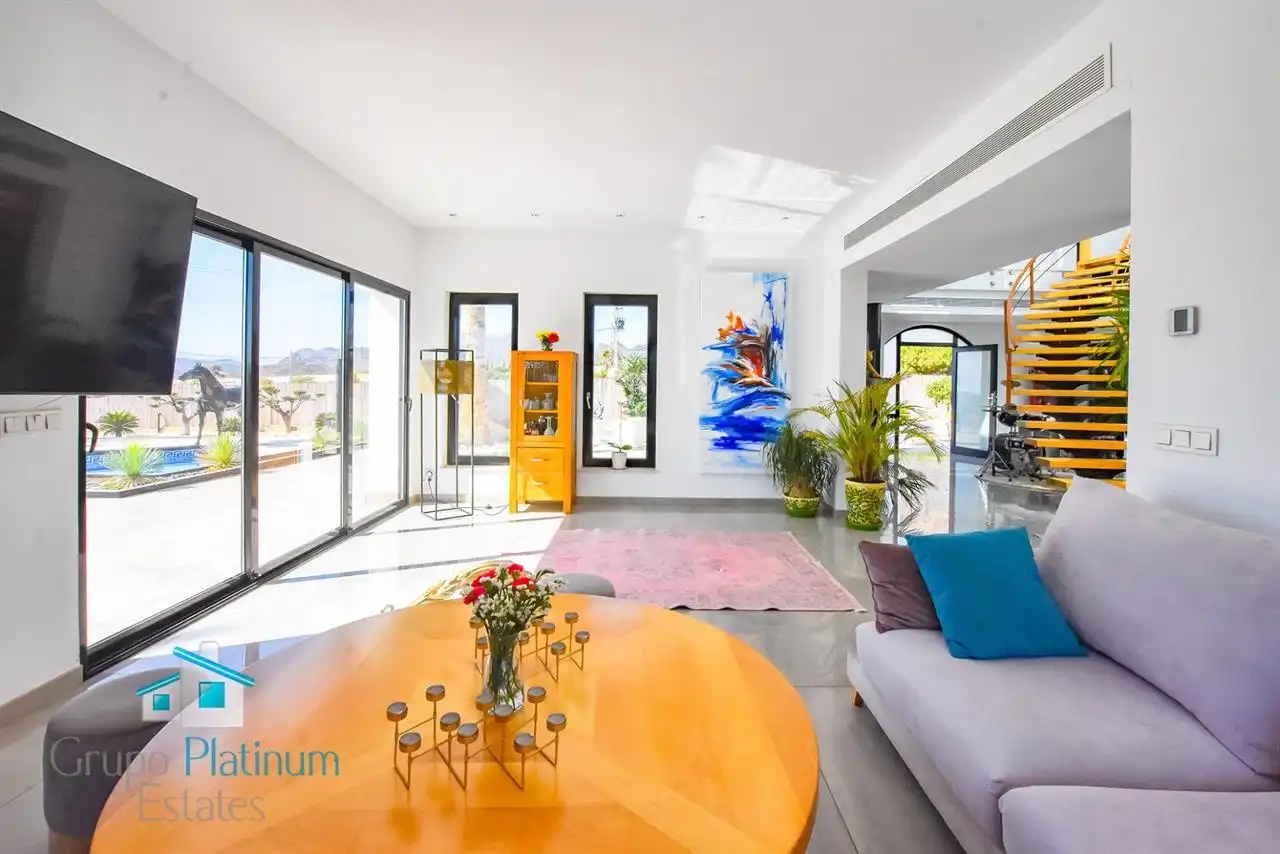 Detached house with garden for sale in San Juan de los Terreros, imagen 7
