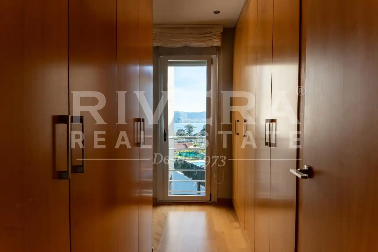 Habitación de Casa o chalet en venta en Poio con Calefacción, Jardín privado y Terraza