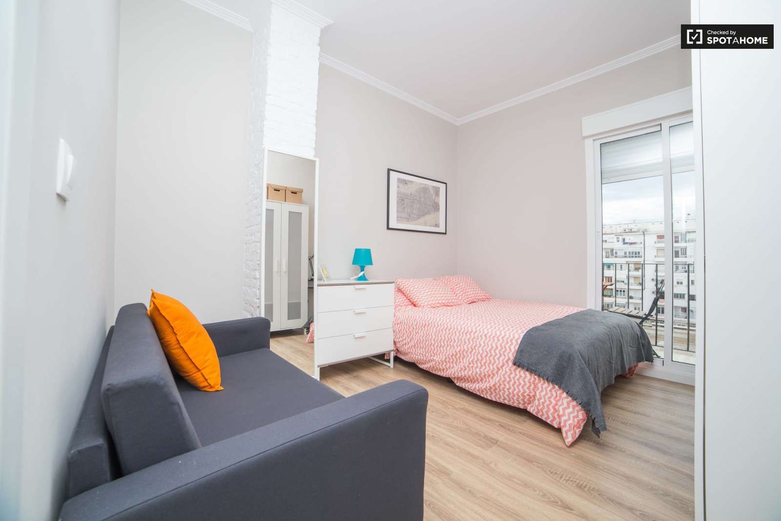 Pis per a compartir a Gran Via