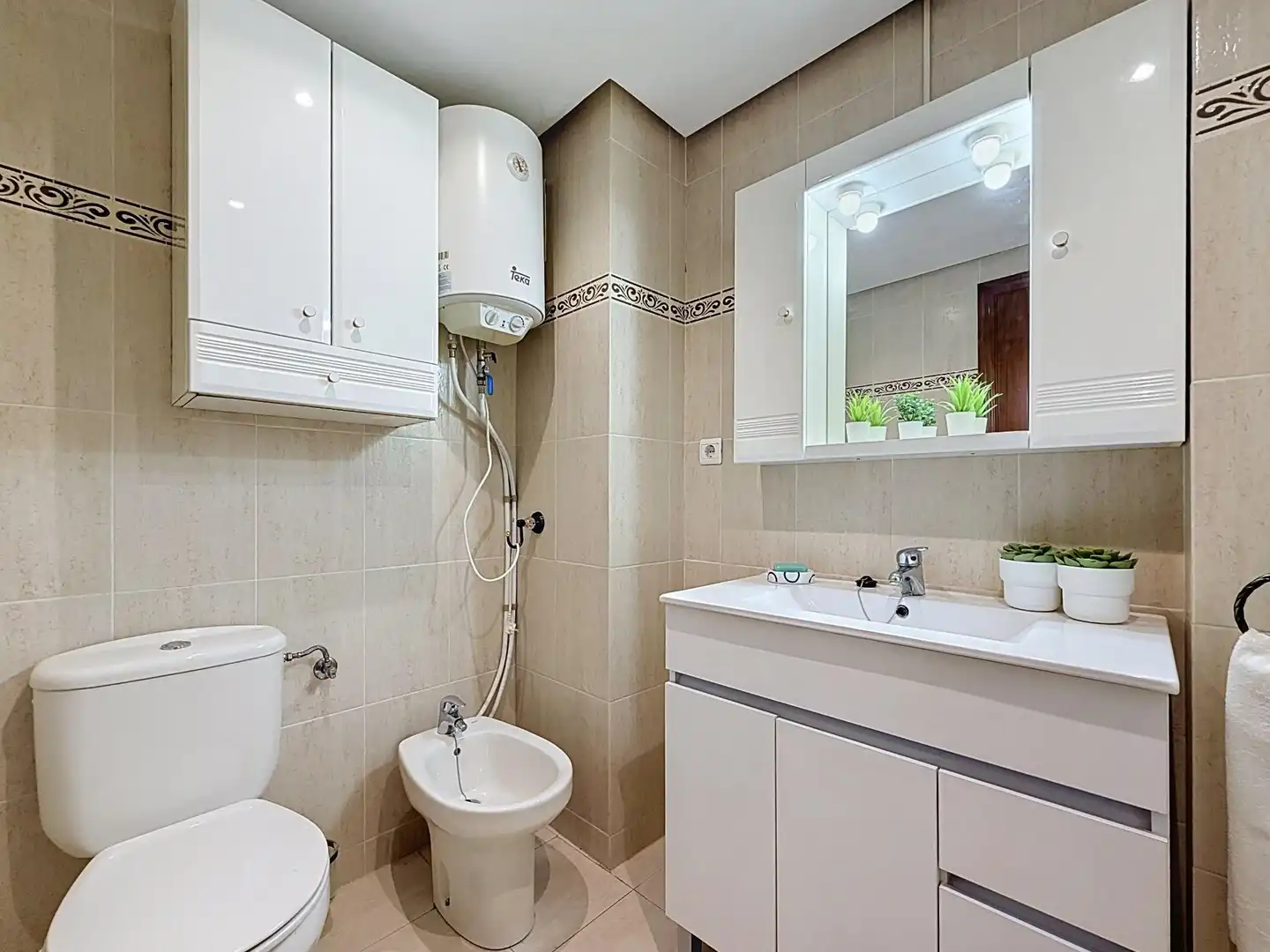 Badezimmer von Wohnung zum Verkauf in Castalla mit Heizung