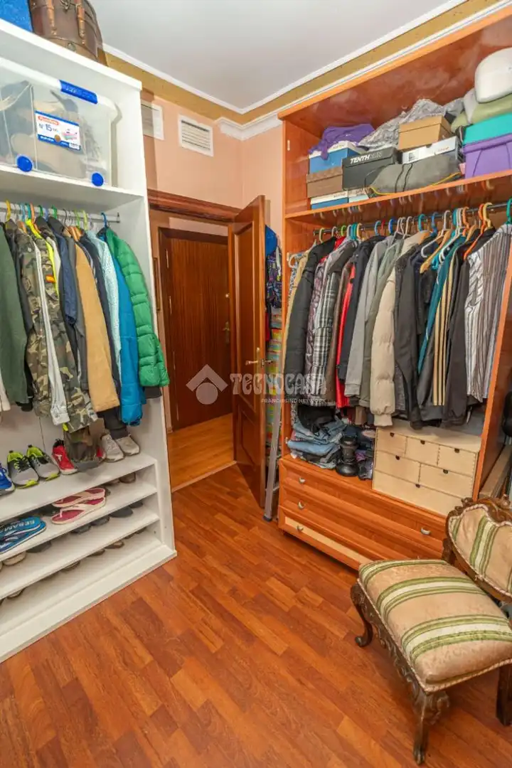 Habitación de Piso en venta en Linares con Aire acondicionado y Calefacción