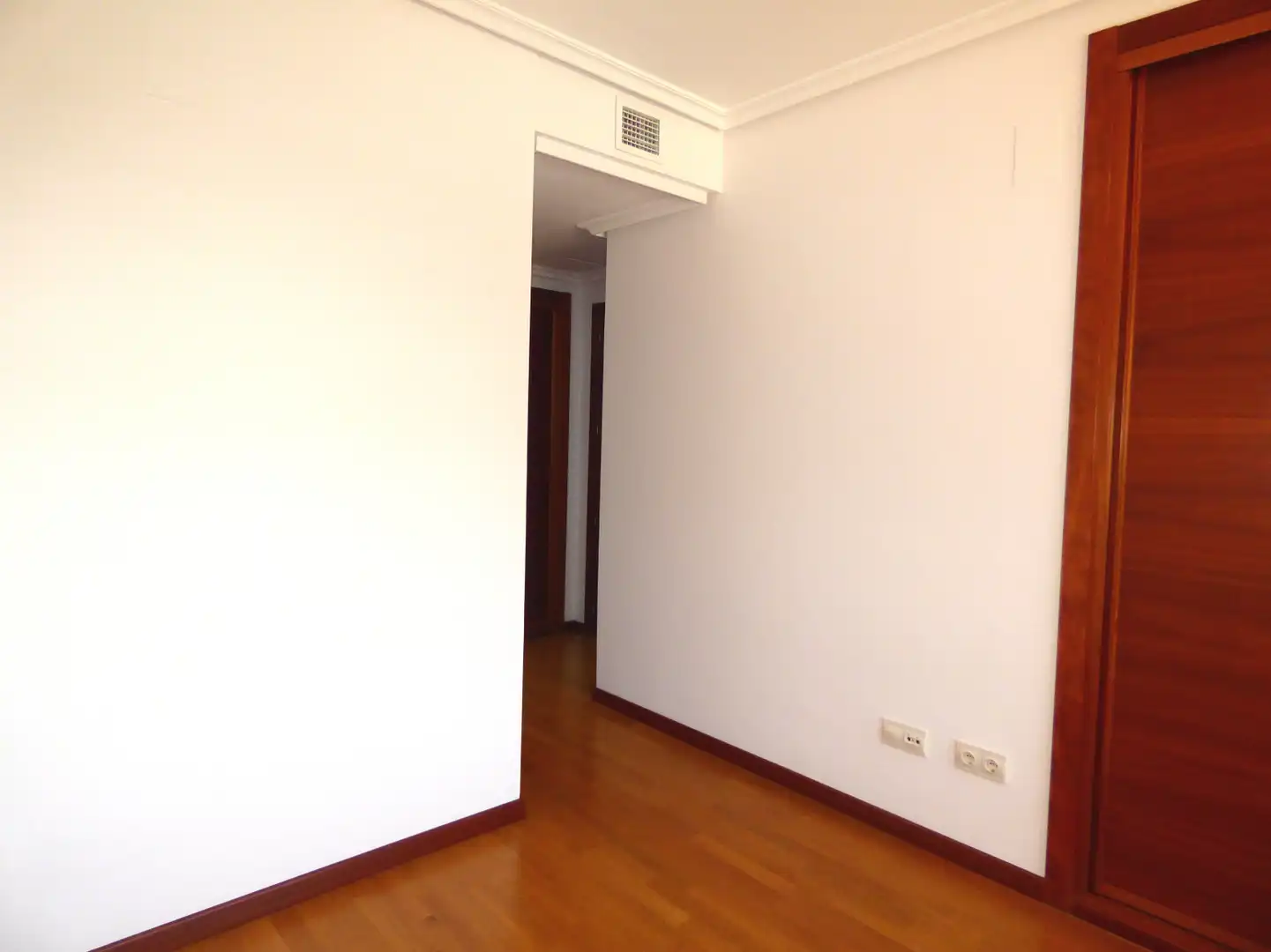 Piso de alquiler en Madrid - Bronce, Legazpi