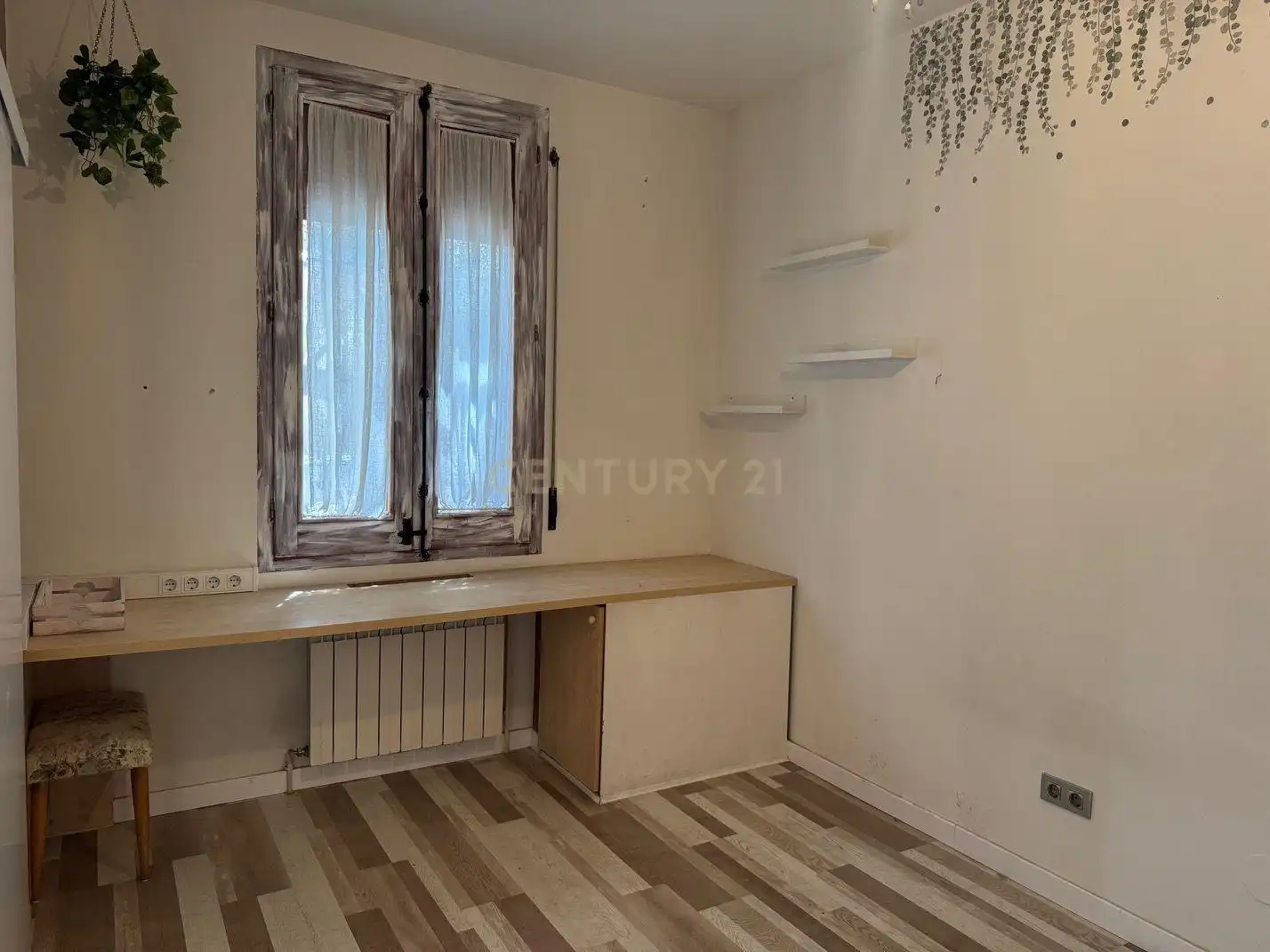Habitación de Apartamento en venta en Barcelona con Aire acondicionado, Jardín privado y Trastero