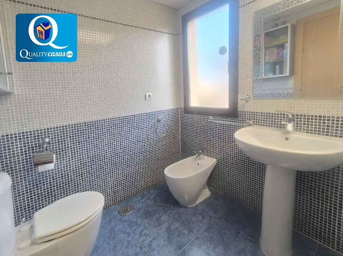 Baño de Casa o chalet en venta en Mutxamel con Aire acondicionado, Calefacción y Terraza
