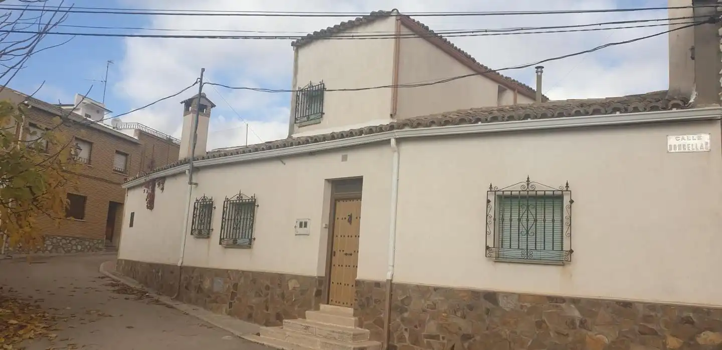 Vista exterior de Casa o chalet en venta en El Acebrón   con Amueblado