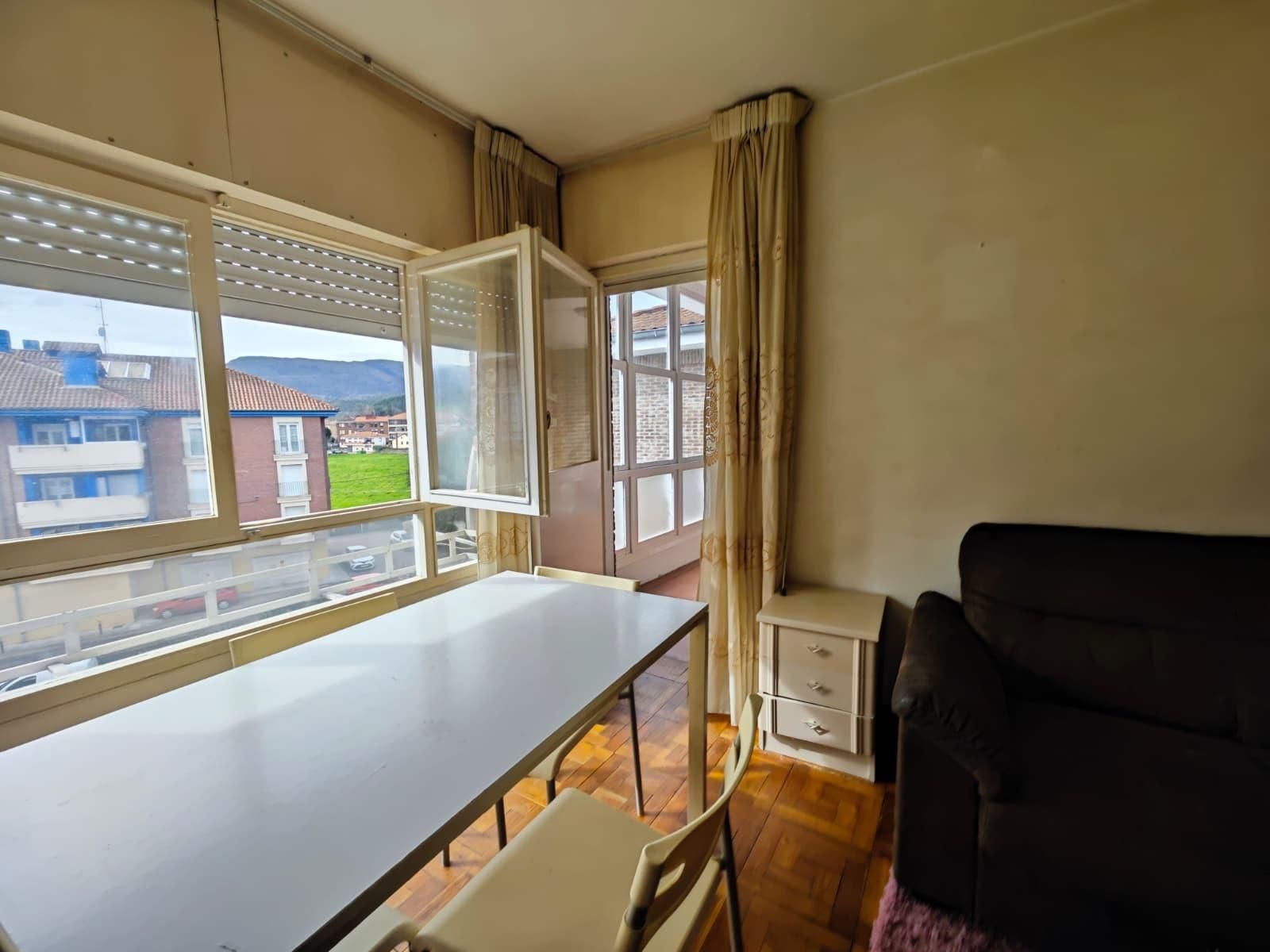 Schlafzimmer von Wohnung zum Verkauf in Cabezón de la Sal