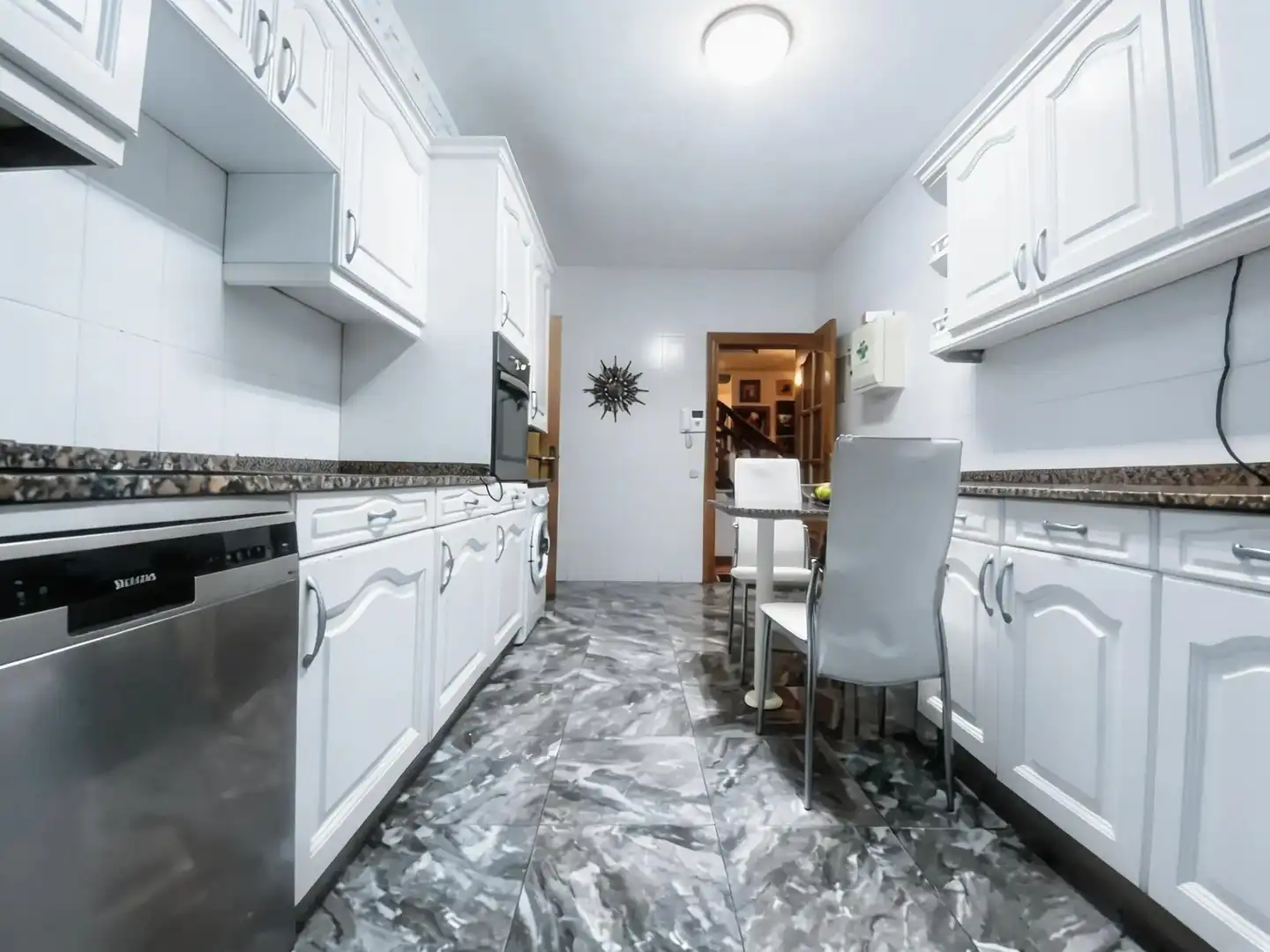 Cocina de Casa o chalet en venta en Gijón  con Jardín privado, Terraza y Balcón