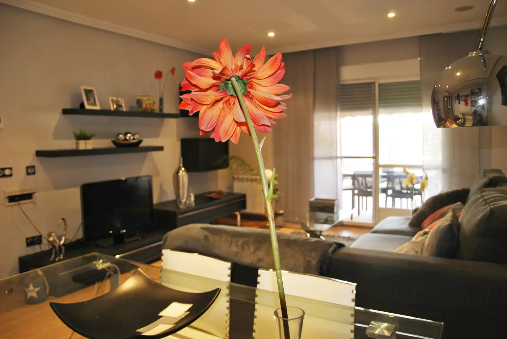 Sala de estar de Piso de alquiler en Plasencia con Aire acondicionado, Calefacción y Jardín privado