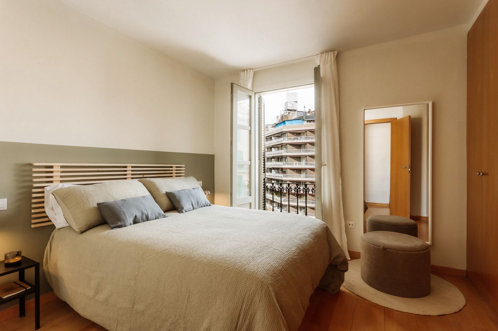 Bedroom of Flat to rent in  Barcelona Capital  with Air Conditioner, Heating and Furnished