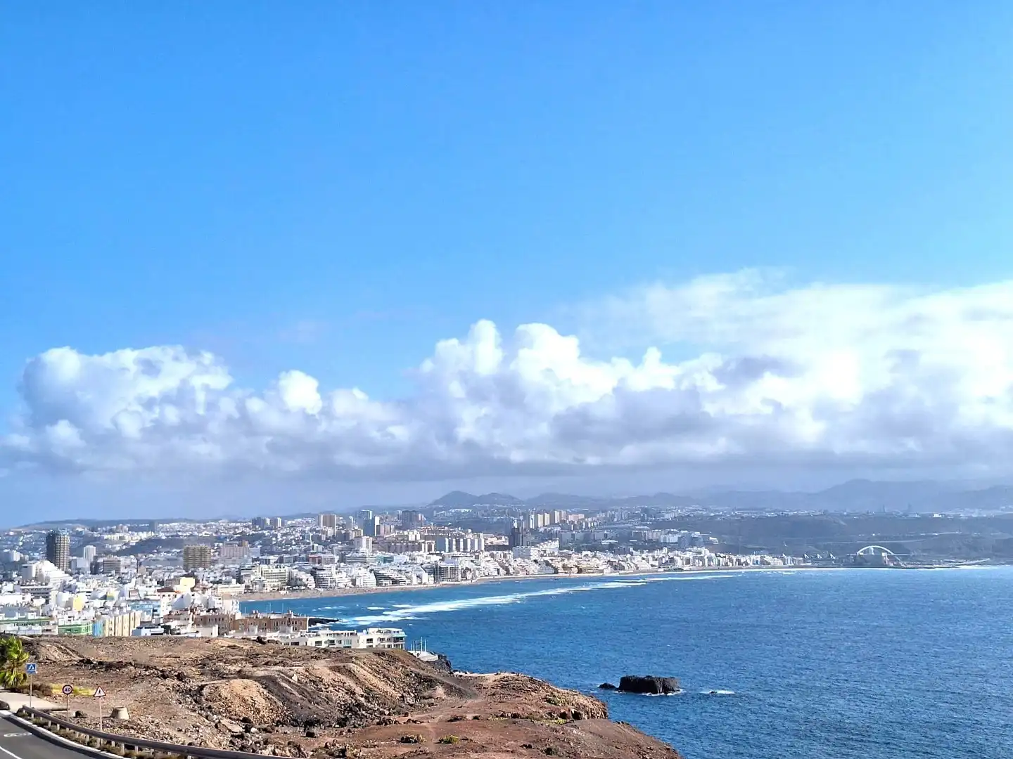Vista exterior de Pis de lloguer en Las Palmas de Gran Canaria amb Moblat