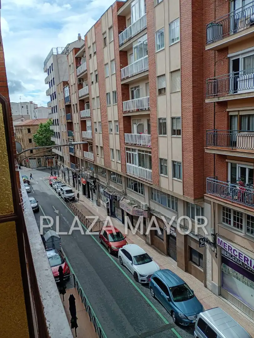 Exterior view of Flat for sale in Salamanca  with Heating, Furnished and Balcony