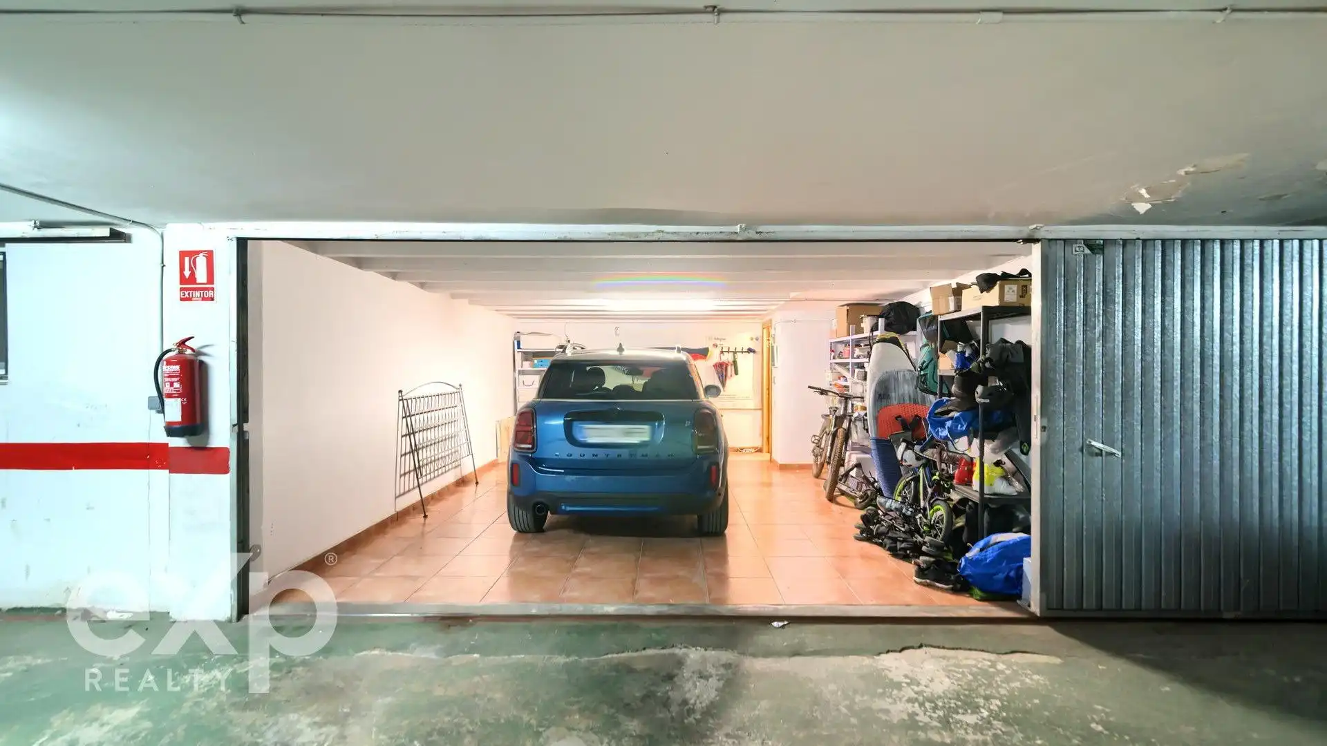 Parking de Casa o chalet en venta en Godella con Aire acondicionado, Calefacción y Jardín privado