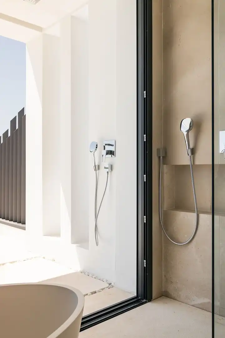 Baño de Casa o chalet en venta en Marbella con Aire acondicionado, Jardín privado y Terraza