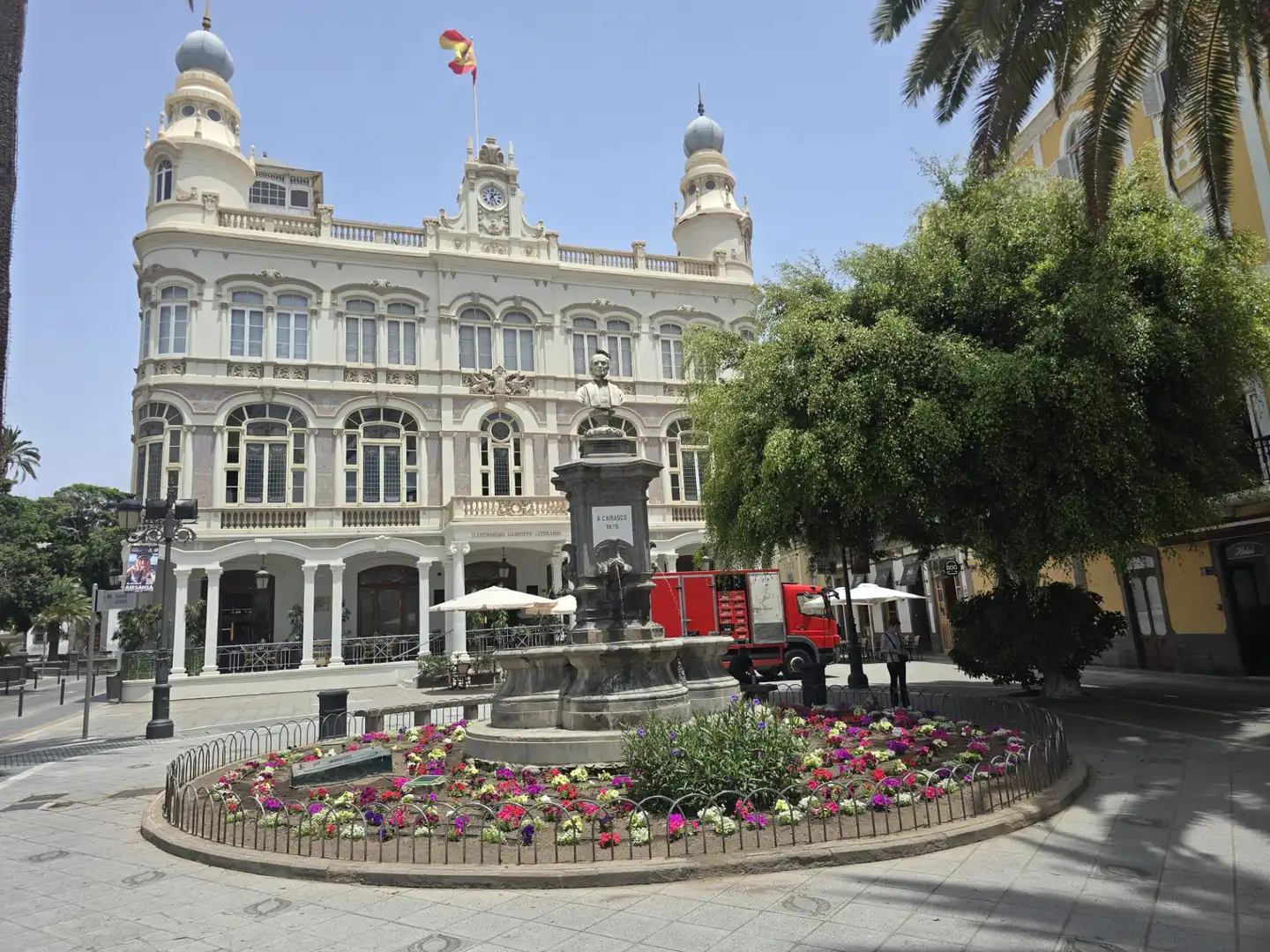 Außenansicht von Wohnung zum Verkauf in Las Palmas de Gran Canaria mit Abstellraum
