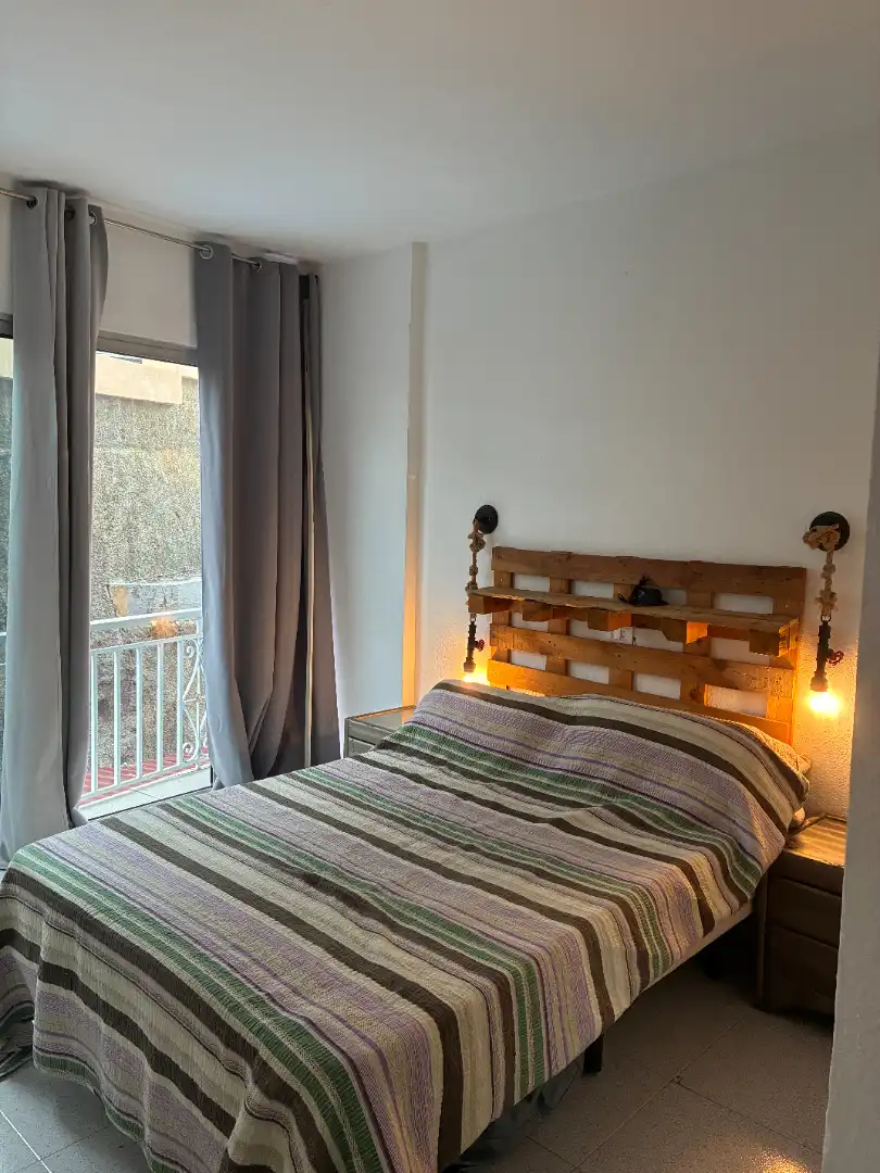 Habitación de Apartamento en venta en Puerto de la Cruz con Amueblado y Balcón