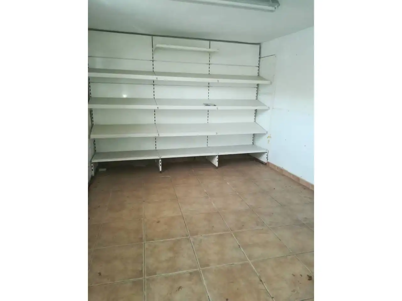 Local comercial en venda a Antequeruela y Covachuelas, imagen 2