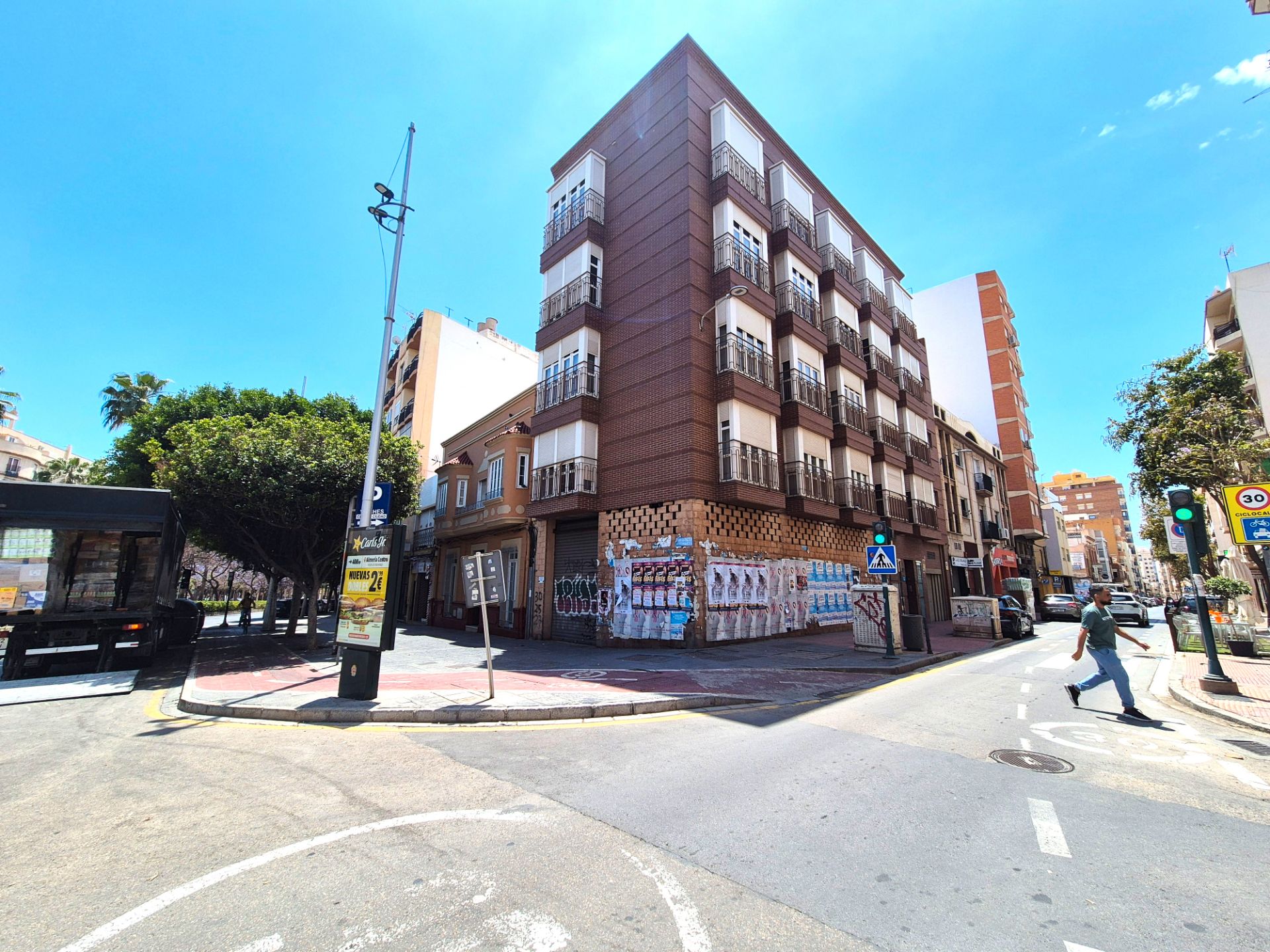 Exterior view of Premises to rent in  Almería Capital