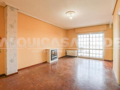 Living room of Flat for sale in  Sevilla Capital  with Air Conditioner, Heating and Terrace