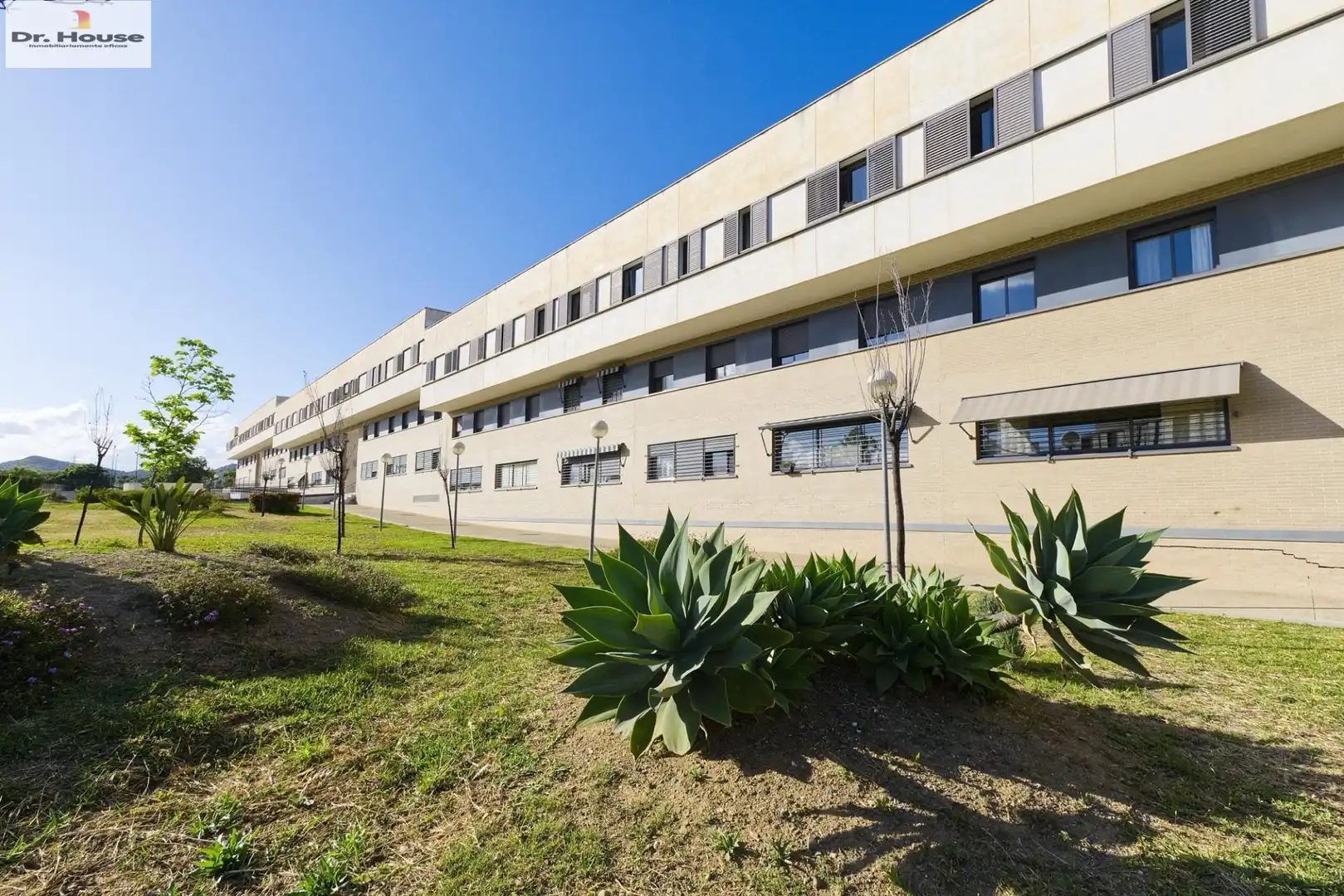 Exterior view of Flat for sale in Málaga  with Air Conditioner, Heating and Storage room