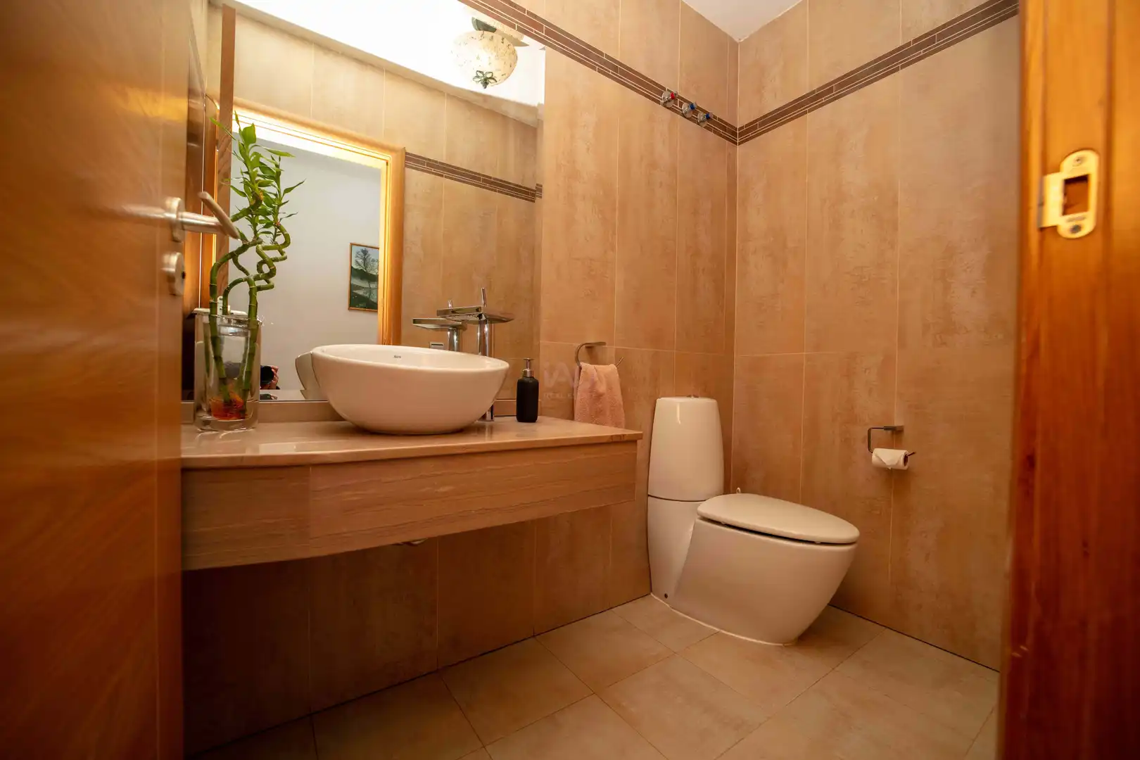 Bathroom of Houses for sale in Villaquilambre  with Heating
